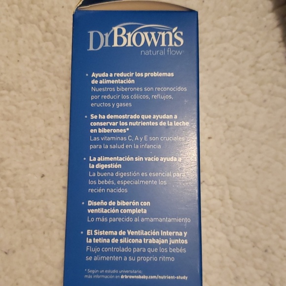 4 bottles Dr. Brown's natural flow feeding bottle - Picture 2 of 5